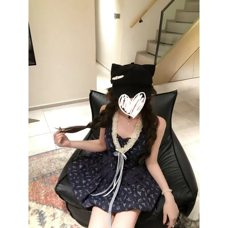 蓝屿花叙 夏季甜美显瘦修身设计感连衣裙+百搭气质显瘦修身开衫