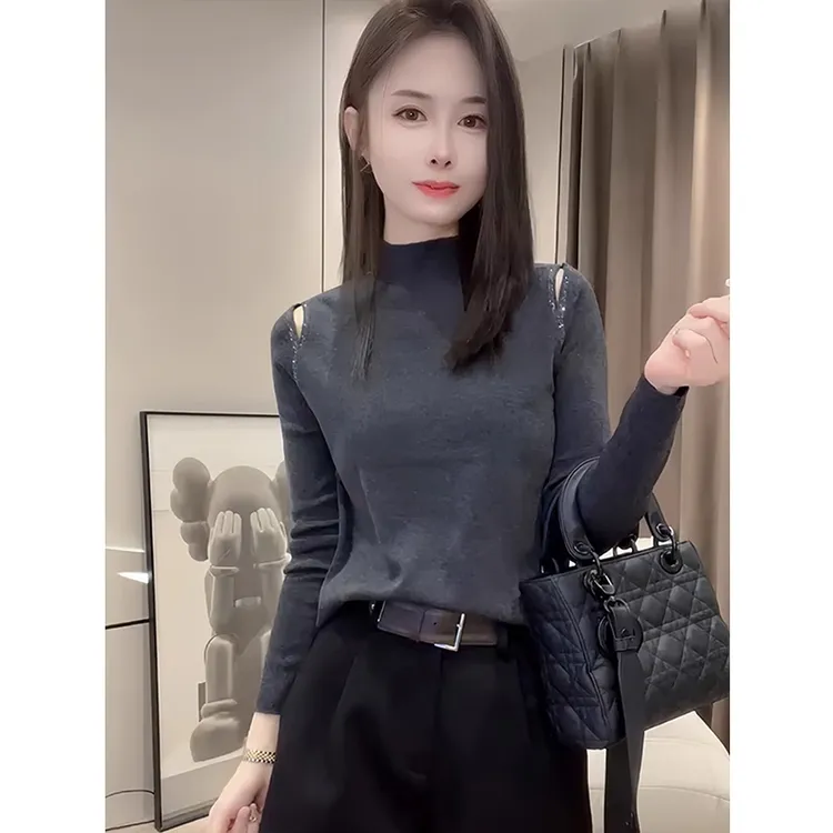 半高领烫钻镂空针织毛衣女春秋新款设计感轻奢洋气长袖内搭打底衫