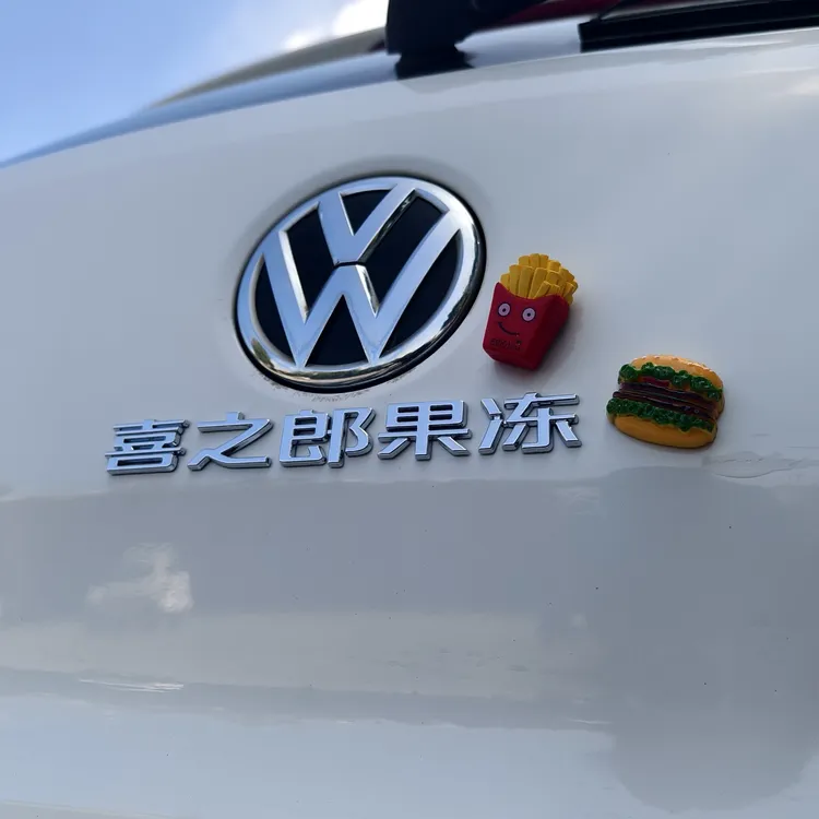 大众汽车CC搞笑喜之郎耳朵cc果冻大众立体创意尾标个性装饰车贴