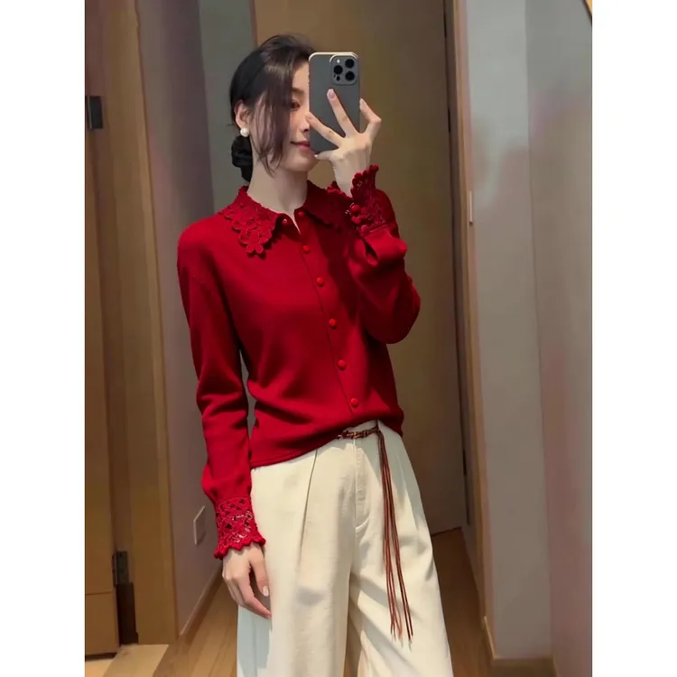 法式气质轻奢风长袖红色针织上衣女2025冬季新款显瘦单排扣打底衫