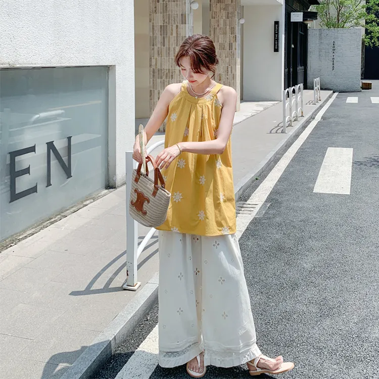 海边度假风套装裤夏季女2025新款ins风韩系挂脖领刺绣吊带阔腿裤