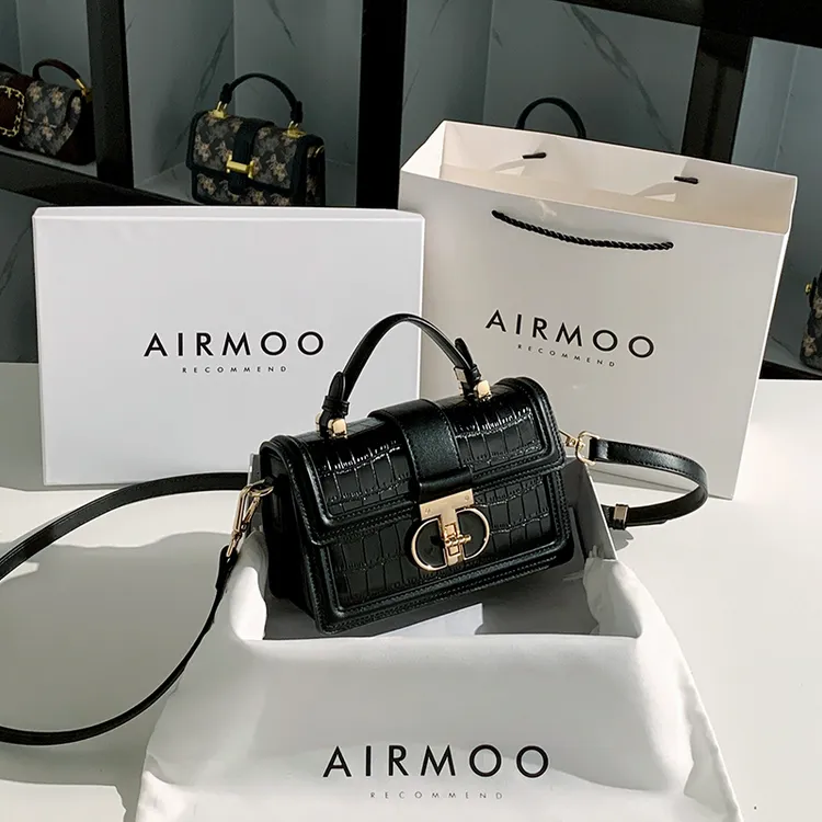 AIRMOO/艾姆轻奢真皮包包女士高级感手提包时尚百搭斜挎小方包