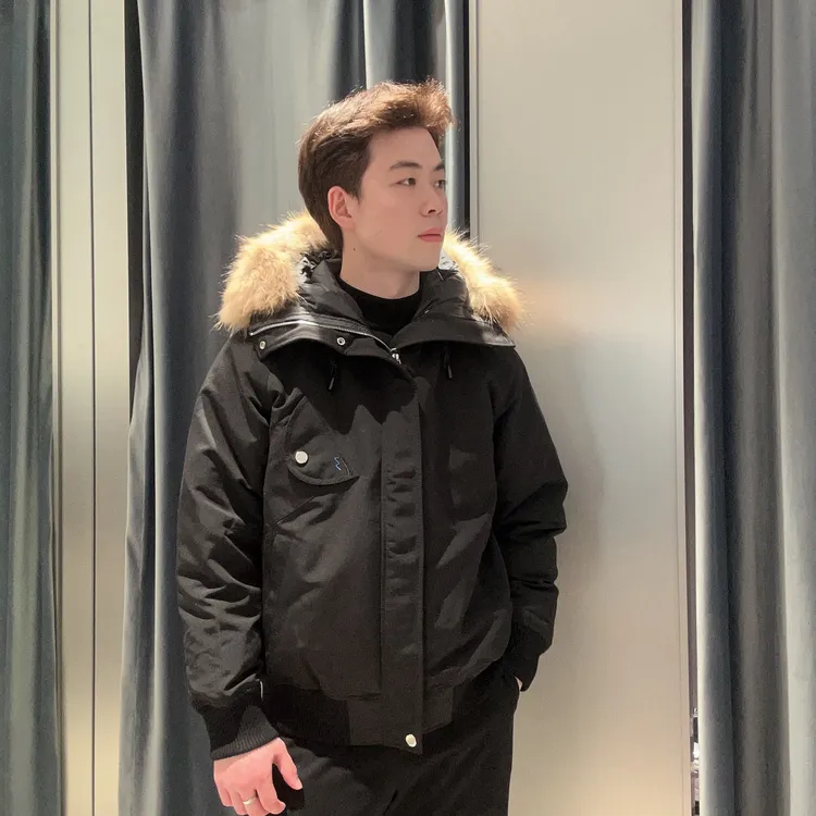 巴鲁特飞行夹克鹅绒服