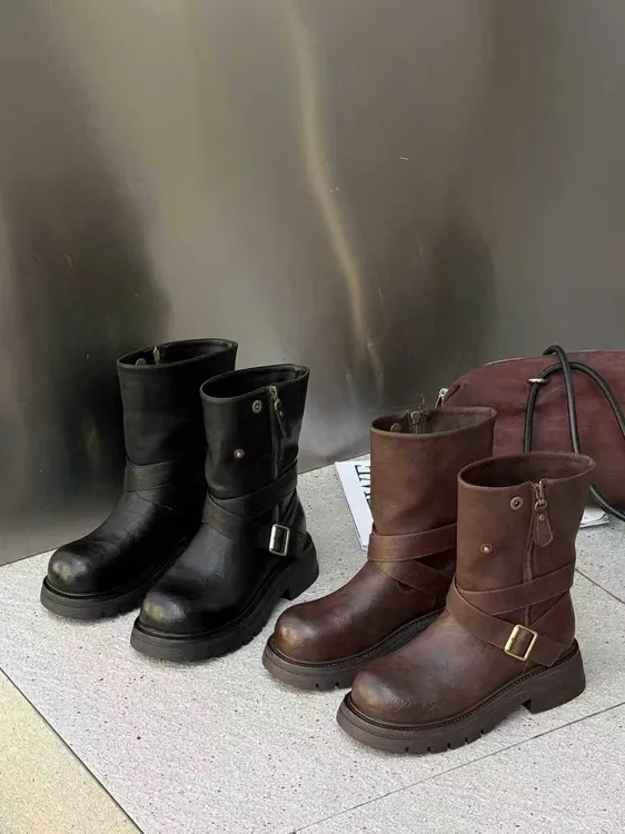 159-6清清达思图2025新款厚底英伦风百搭显瘦皮带扣中筒机车靴