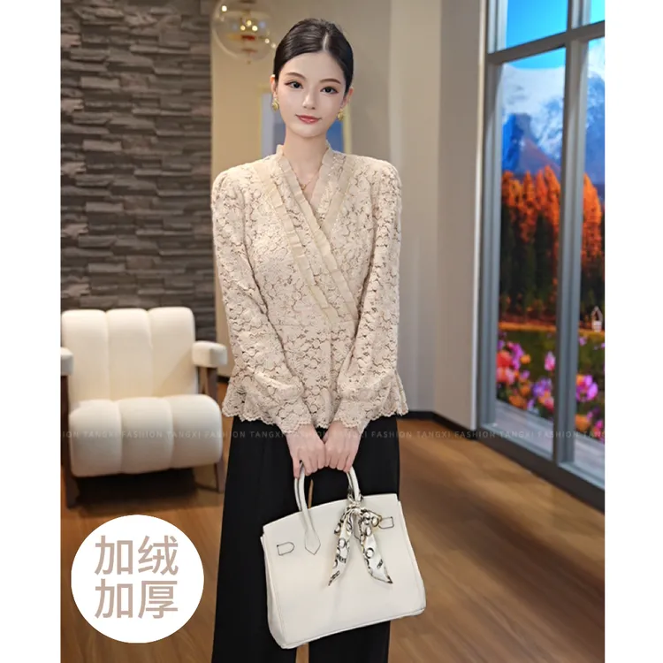 秋冬新款【LT-D861】轻奢时尚小众气质米杏色长袖上衣女