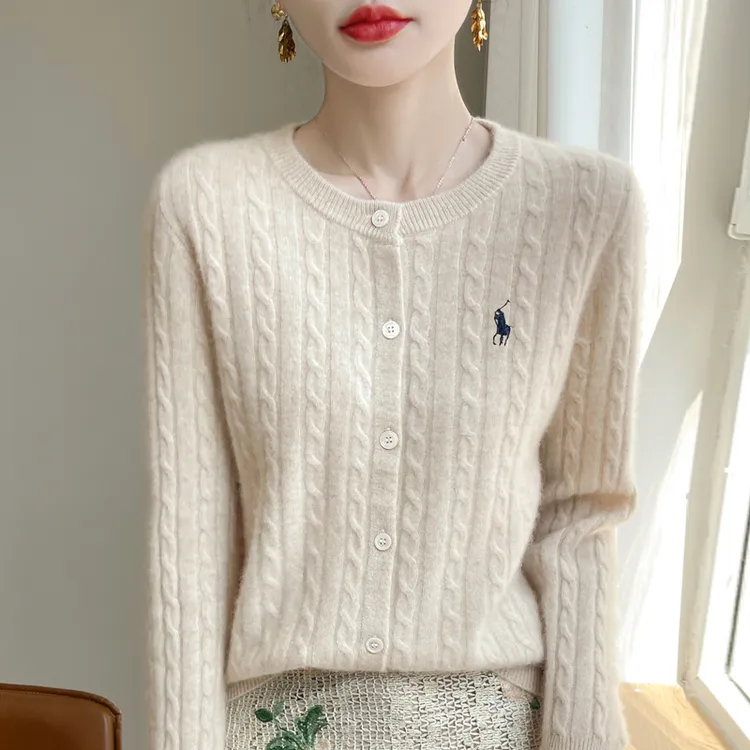 小马刺绣针织开衫女圆领仿羊毛衫秋冬宽松显瘦外套长袖保暖上衣