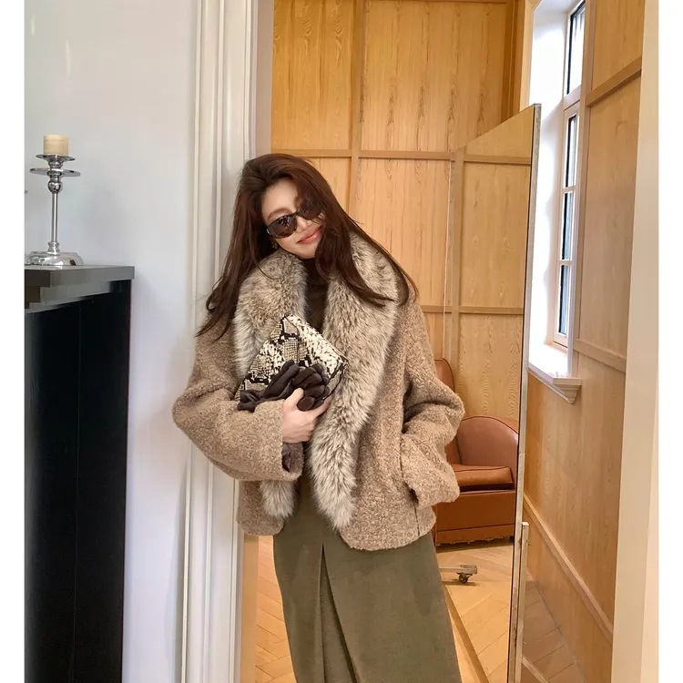 【ALONESAVOR】龍喜儿慵懒随性秋冬保暖奢华羊毛混纺外套Q868