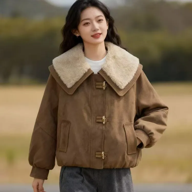 设计感翻领麂皮绒夹棉外套女2025秋冬新款时尚百搭气质短款