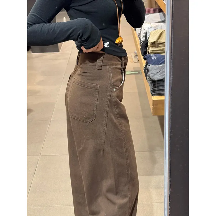 美拉德棕色弯刀牛仔裤女秋季大码胖mm高腰宽松阔腿裤窄版直筒裤子