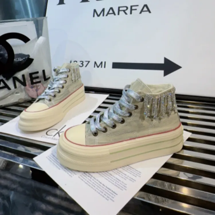 A.K艾墨儿女款高帮水洗牛仔平底休闲板鞋