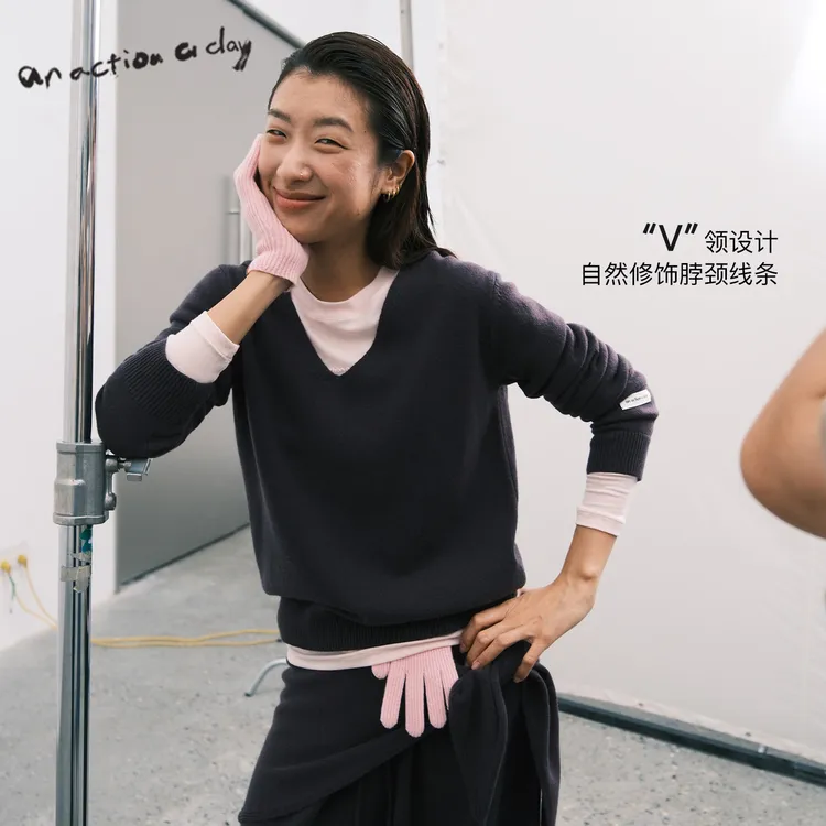 【达人专属】AAAD | Natur Wear 纯羊毛宽松V领日常纯色套头上衣