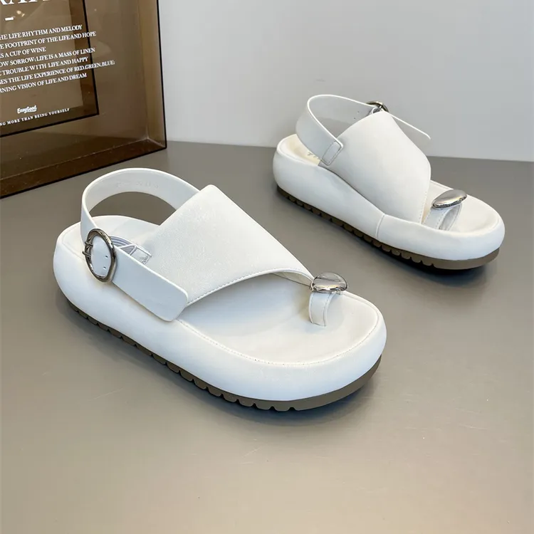 欧洲站2025夏季新款鸽子蛋套趾凉鞋女米色厚底增高度假休闲罗马鞋