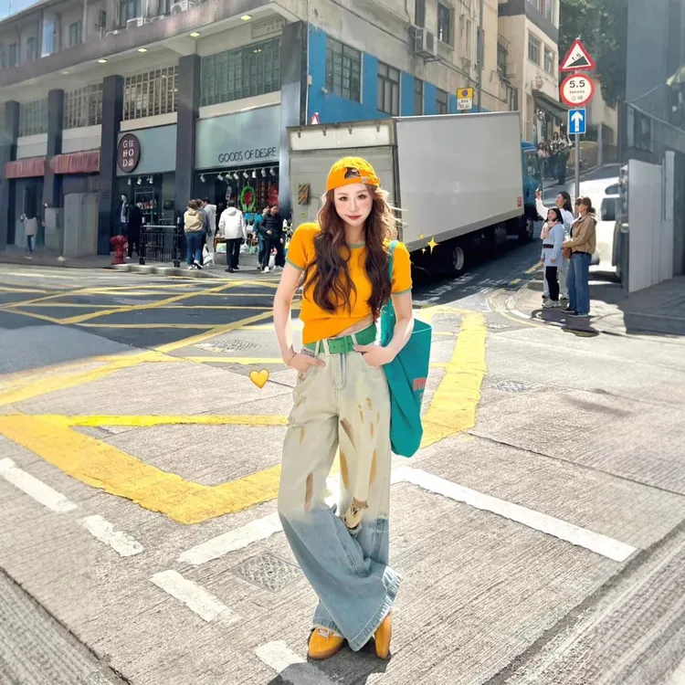 2025夏季新款多巴胺穿搭甜美风拼色针织上衣搭配牛仔裤显瘦两件套