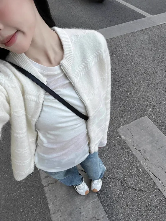 韩系穿搭白色毛衣开衫外套女早秋季拉链宽松外搭慵懒风针织衫上衣