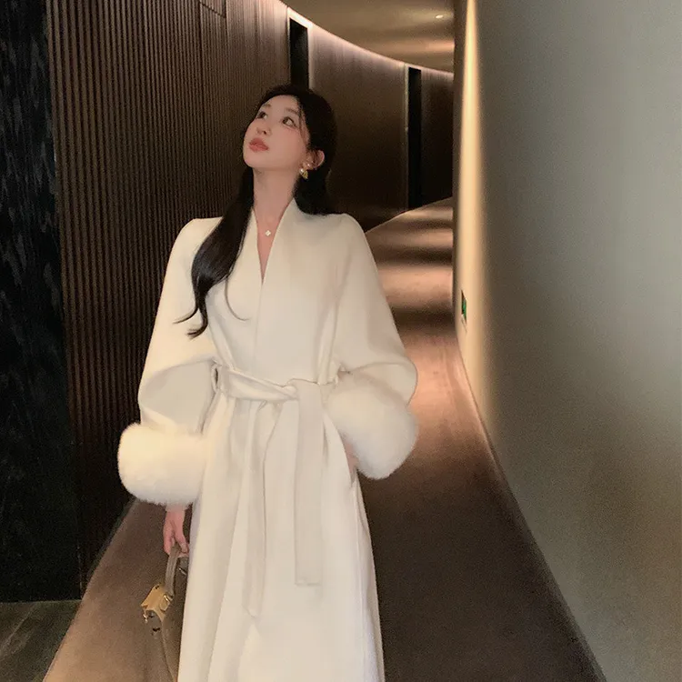 一个亿美拉德秋冬新款气质双面羊绒大衣女中长款狐狸毛羊毛呢外套