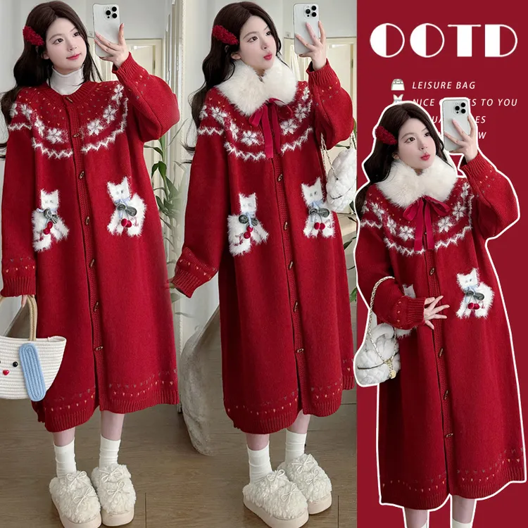 冬季孕妇装时尚红色加厚保暖圣诞雪花减龄显白毛衣长款外套带毛领
