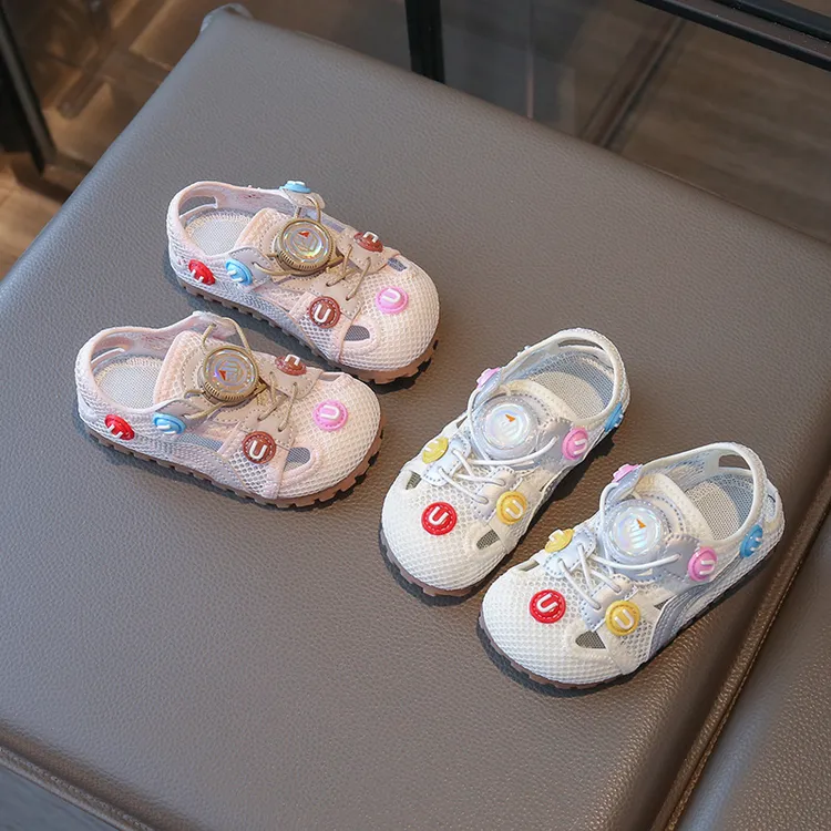 韩版鞋趣味2025夏季女宝宝透气镂空凉鞋轻便休闲旋纽扣运动鞋