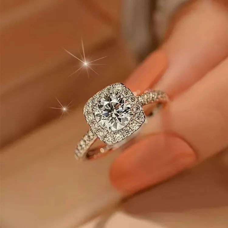 925银莫桑石戒指 「 公主方包 」小众轻奢婚戒结婚镶嵌经典精致满钻