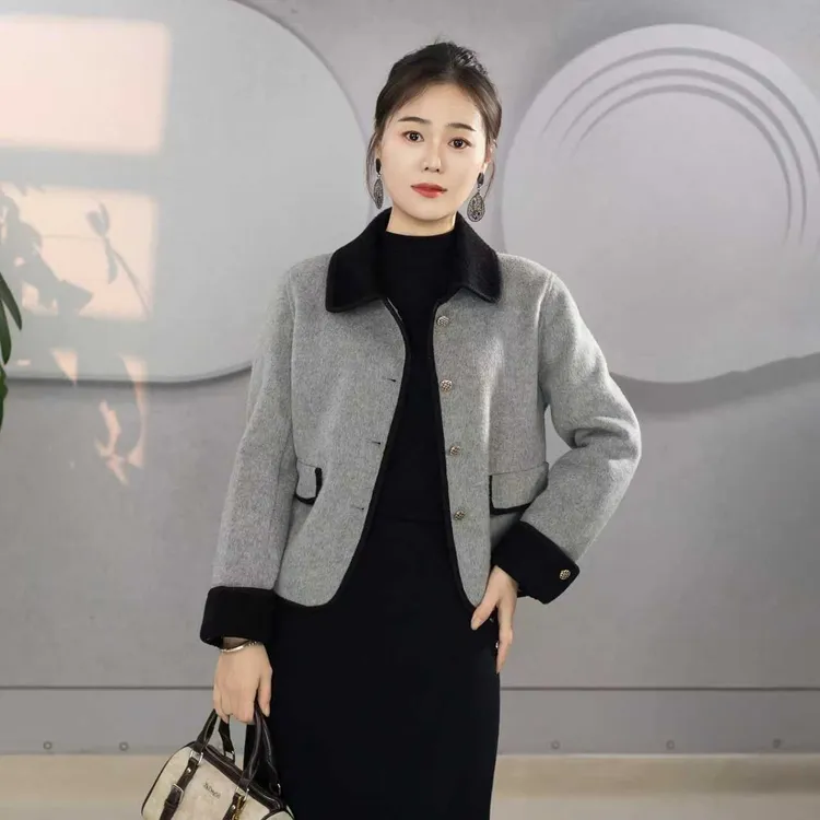 王小雅-双面羊毛小香风外套女时尚外套女气质轻奢短款休闲毛呢
