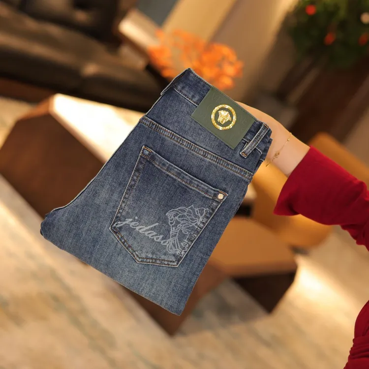 2025新款美式轻奢小直筒牛仔裤男高档修身休闲时尚百搭男款长裤潮