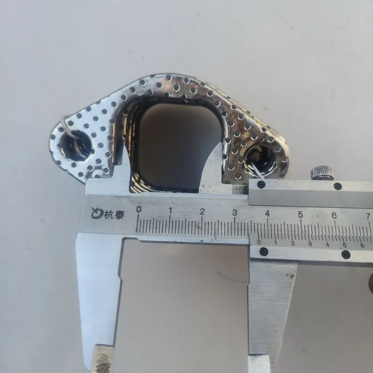 云内4100排气支管垫4个一组