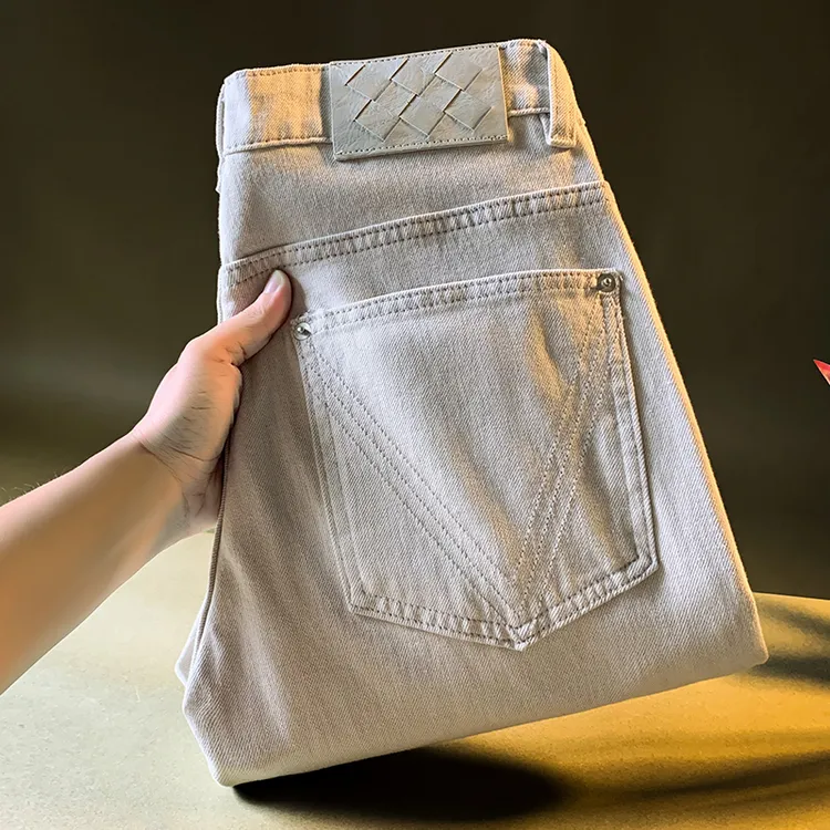 DeweLvum2025新款牛仔裤男潮流宽松直筒长裤灰色休闲男士水洗裤子