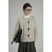 牛角扣针织毛衣开衫女2025冬季新款小众慵懒风百搭外套XH26709