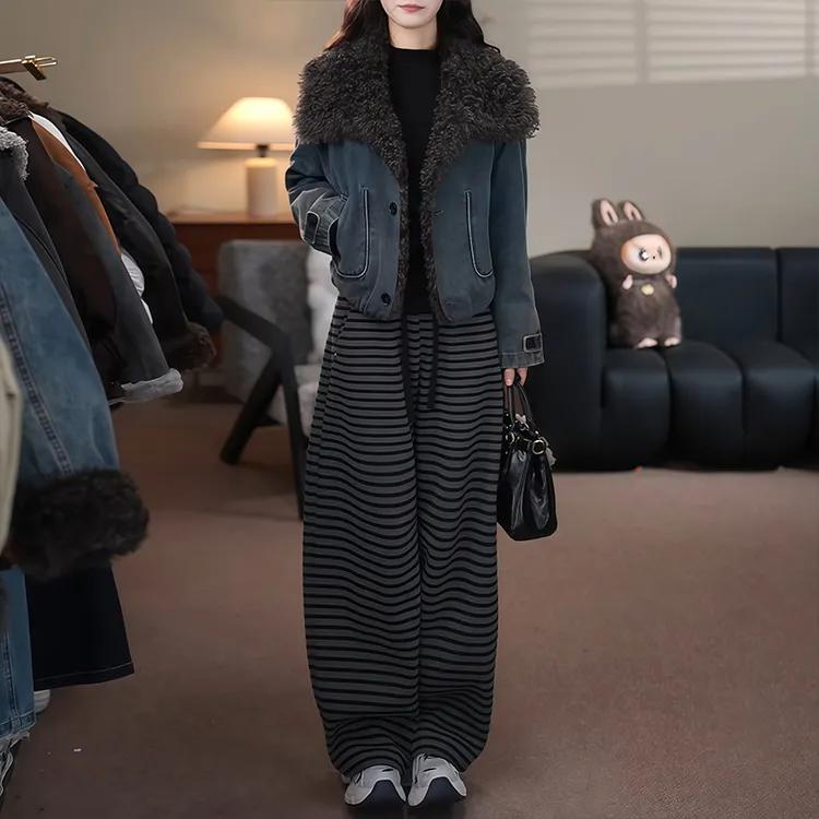 复古松弛风毛领牛仔短款外套2025冬季新款大毛领设计日常气质随性