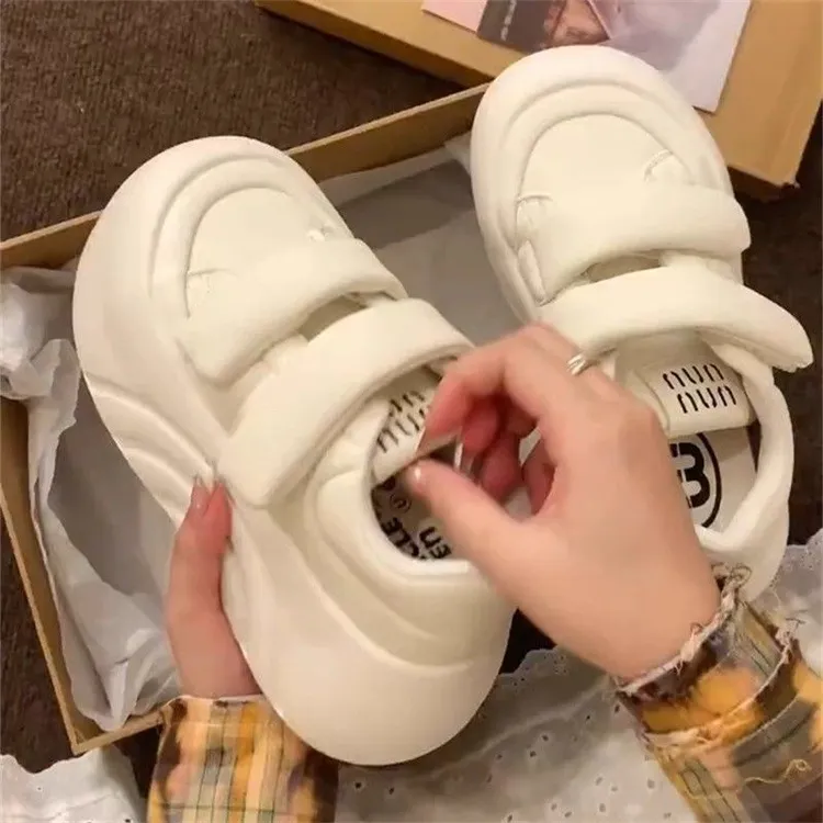 超火高颜值云朵圆头厚底小白鞋2025夏季新款魔术贴休闲面包板鞋潮