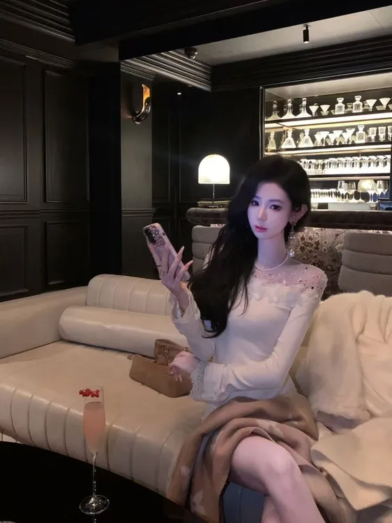 【雅乔定制】私有浪漫 网纱烫钻针织打底上衣女修身DYCC-25098377