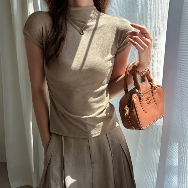 肩内搭打底衫秋季修身显瘦早赛尔短袖t恤女半高领莱正高级感天丝