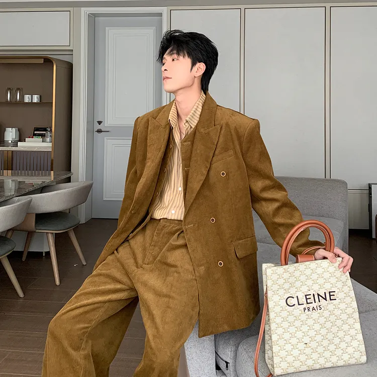 一轩轩轩【迷失巴黎】秋冬高级感灯芯绒男休闲西装马甲三件套25696