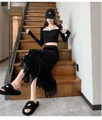 蕾丝拼接丝绒半身裙女秋季松紧高腰垂感金丝绒中长款侧开叉a字裙