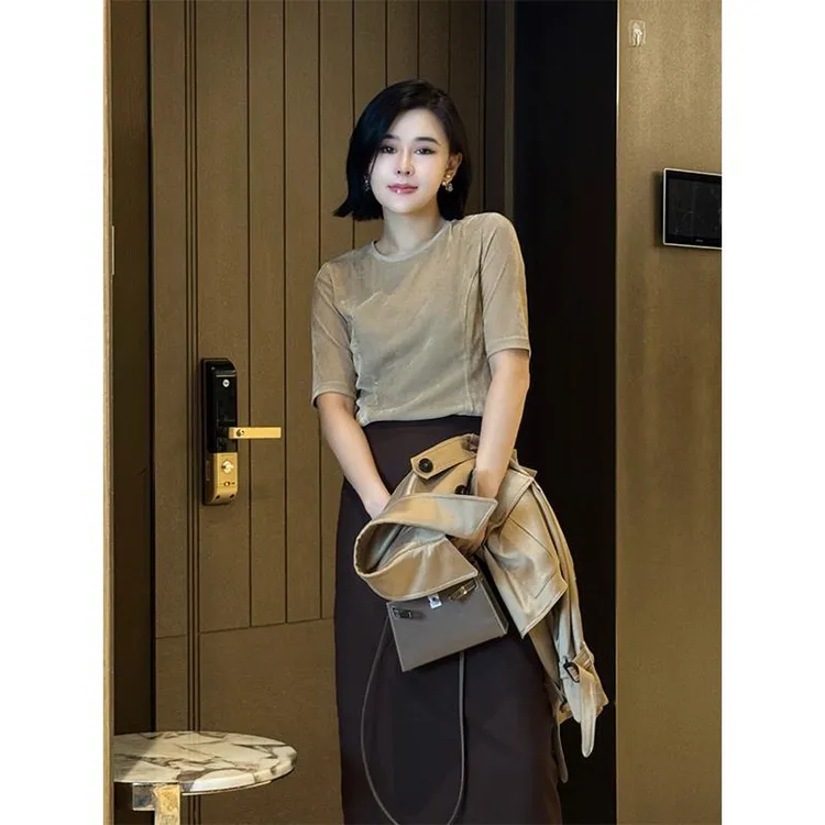 淳启显瘦【精简衣橱】植绒圆领T恤女2025新款时尚修身纯色中袖