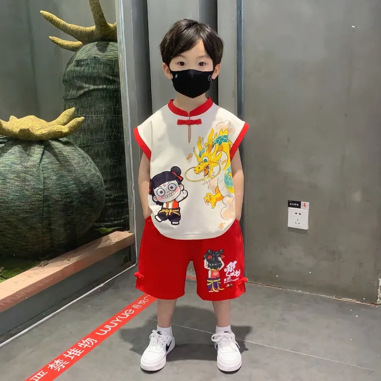哪吒儿童衣服2025新款男童夏套装小男孩国风汉服男宝无袖背心唐装