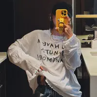 张小萱-韩版秋冬新款定制超软竹节棉料大版印花木耳边长袖打底T恤