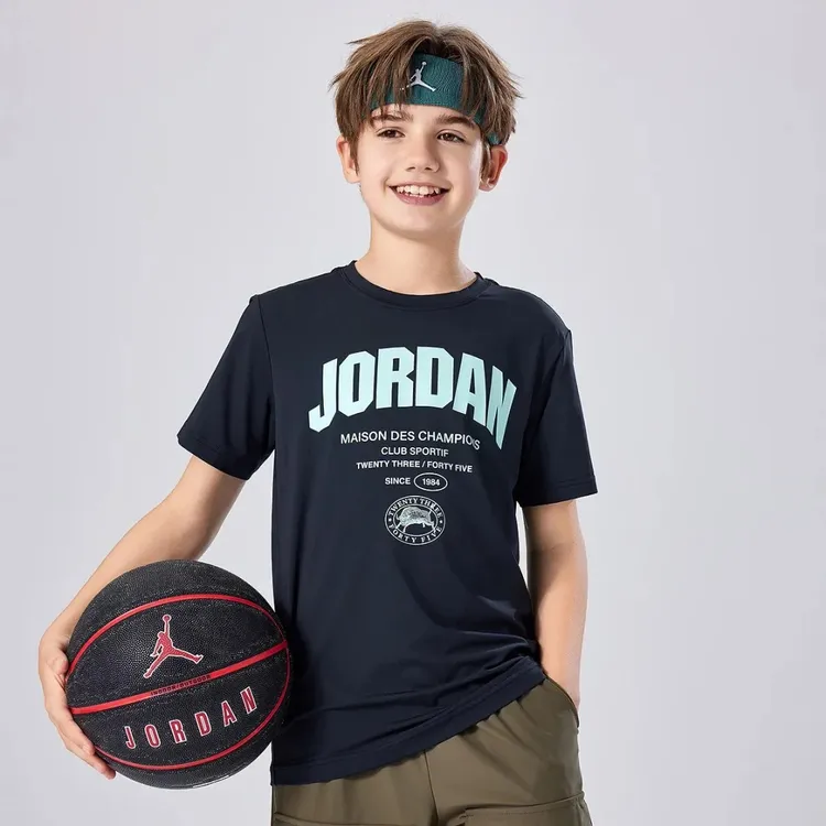【官方旗舰】AIR JORDAN童装男童夏季短袖休闲运动时尚童装T恤D312