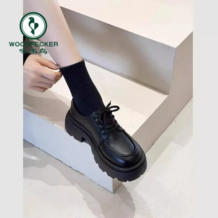 啄木鸟英伦风厚底增高小皮鞋女2025秋季新款百搭松糕软底乐福单鞋