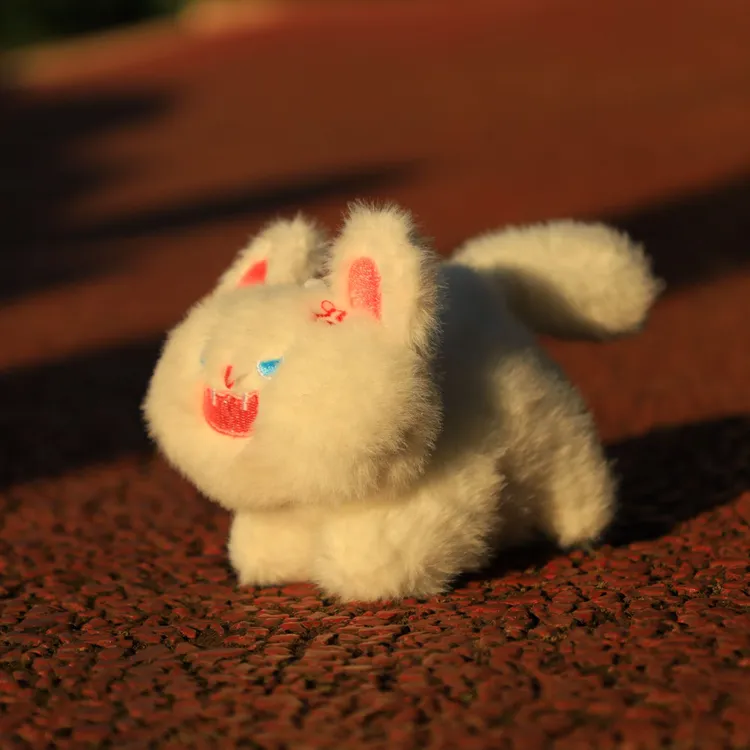 可爱炸毛小猫咪摇尾巴会动的毛绒玩具钥匙扣包包挂件兔老大玩偶