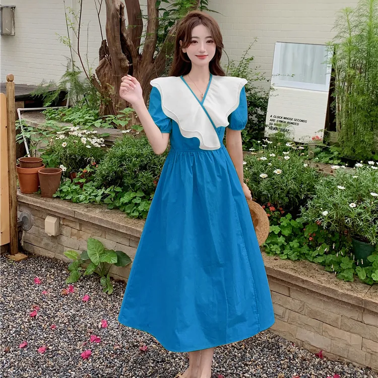 2025新款女装法式赫本风荷叶边领一片色减龄显瘦中长款连衣裙时尚