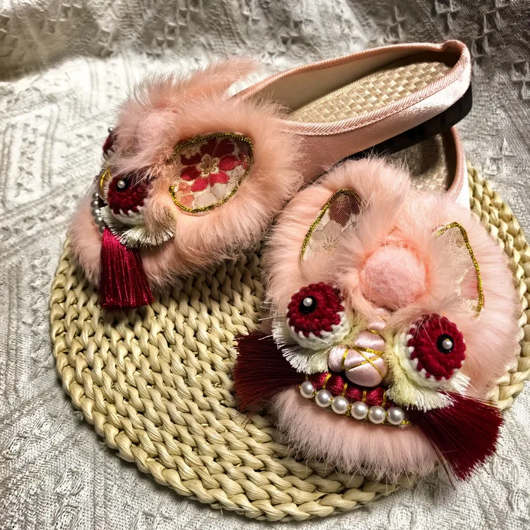 奶茶粉兔毛款虎头女款四季百搭手工新中式国潮拖鞋偏小拍大一码