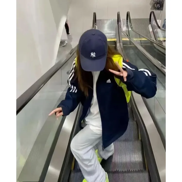 QQ糖同款夏季外套新款男女刺绣三条潮流宽松立情侣夹克上衣
