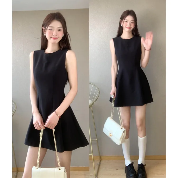 法式篙腰无袖小黑裙女夏季赫本风掐腰小裙子气质穿搭