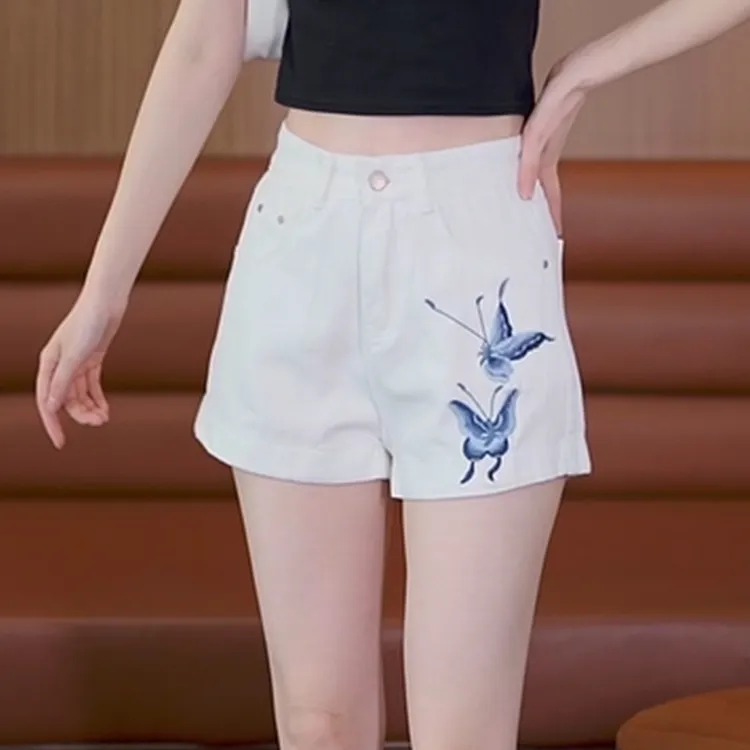 蝴蝶刺绣百搭牛仔洋气无弹韩版短裤女夏季大码时尚潮流a字热裤