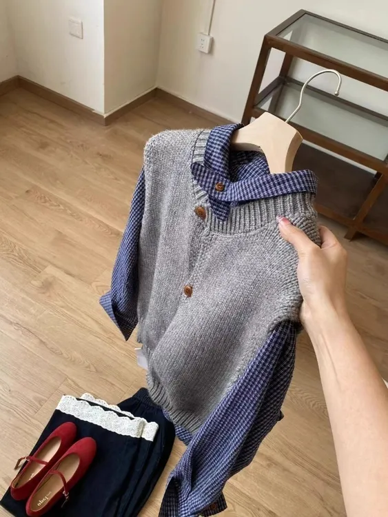 格纹衬衫背心叠穿上衣套装学院风减龄休闲小个子一整套ootd穿搭女