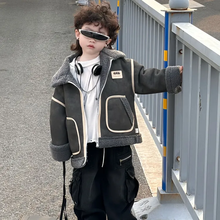 男童皮衣皮毛一体毛毛机车外套2025秋冬新款儿童加厚夹克外套FY
