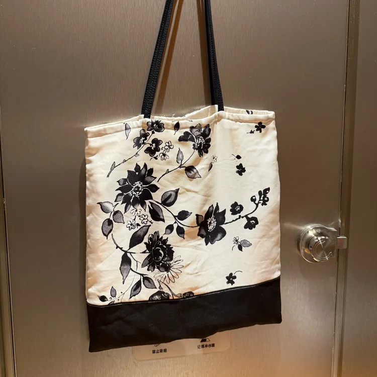 原创设计包袋黑白话帆布包