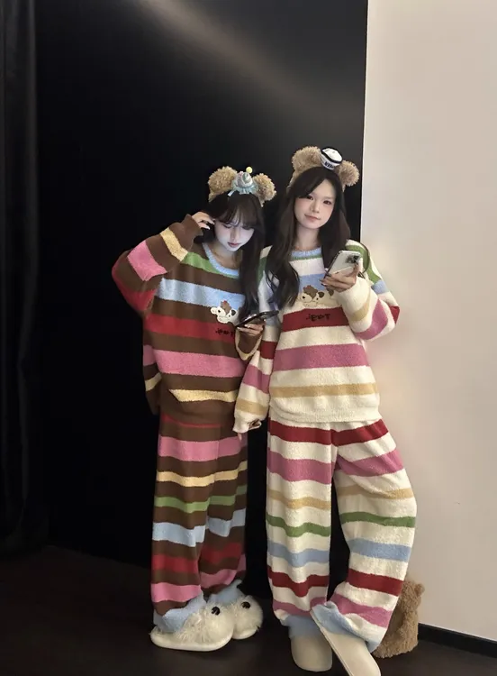 彩虹色条纹长袖可爱小狗印花睡衣女秋冬半边绒加厚针织家居服套装