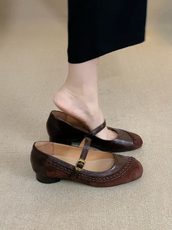 【跟高3CM】里外全真皮方头一字带浅口粗跟玛丽珍女鞋平底女单鞋