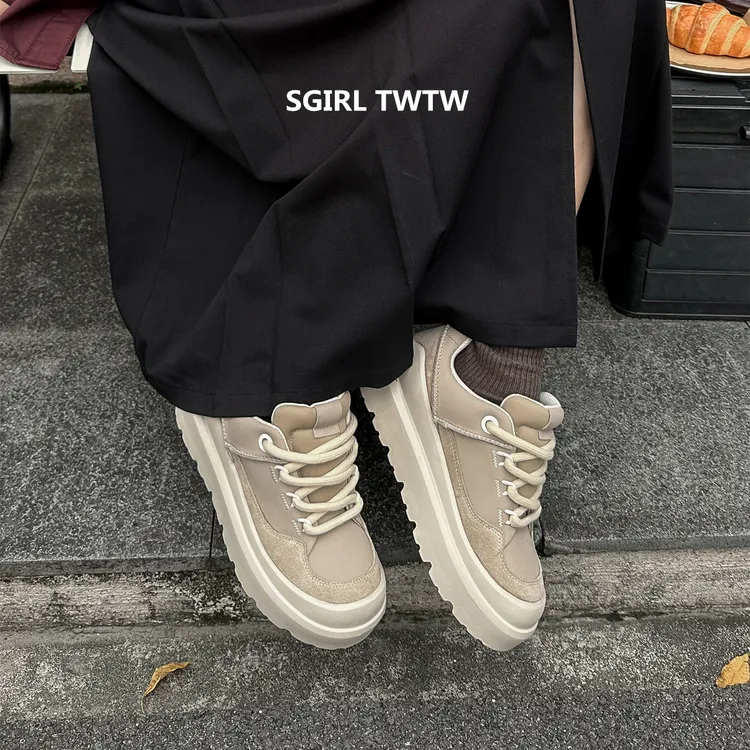 SGIRL TWTW2025新款真皮厚底超轻超软圆头系带面包鞋百搭松糕鞋女